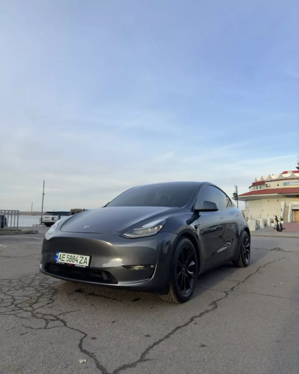 Tesla Model Y  80.5 kWh 202011