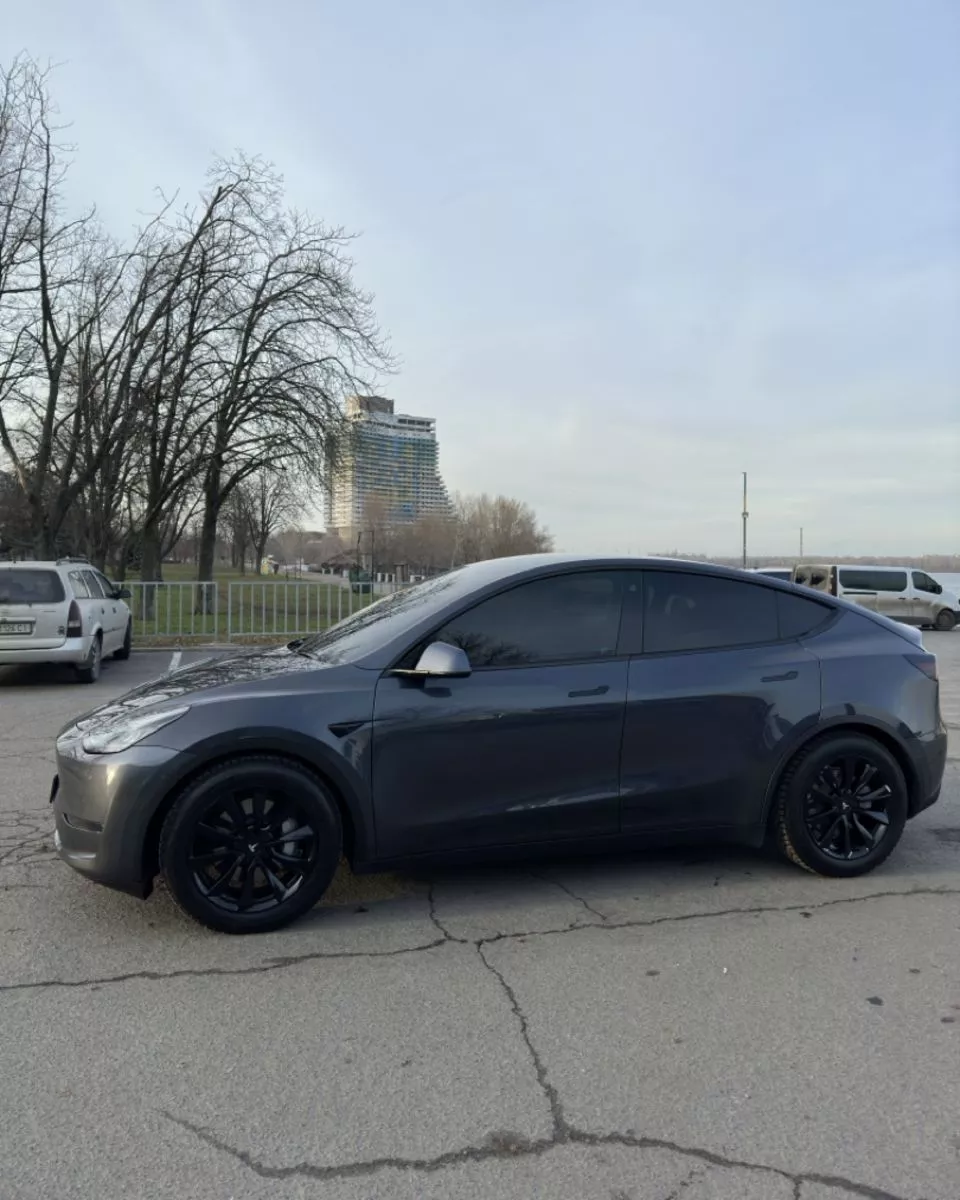 Tesla Model Y  80.5 kWh 202031