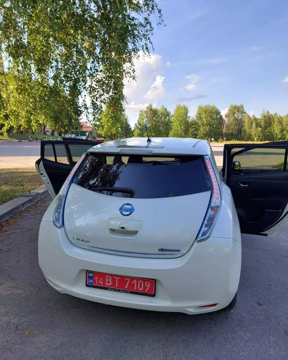 Nissan Leaf  24 kWh 201461