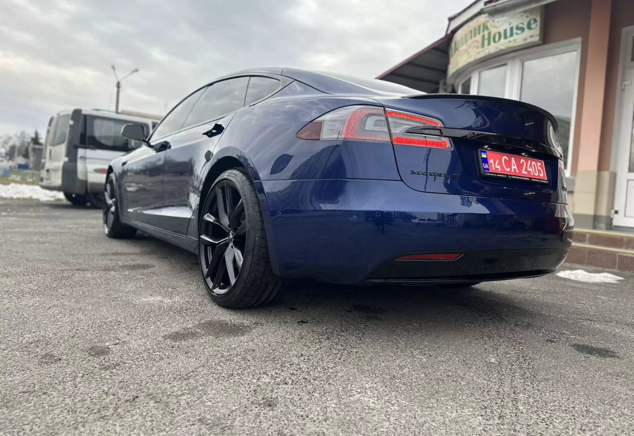 Tesla Model S  100 kWh 2018121