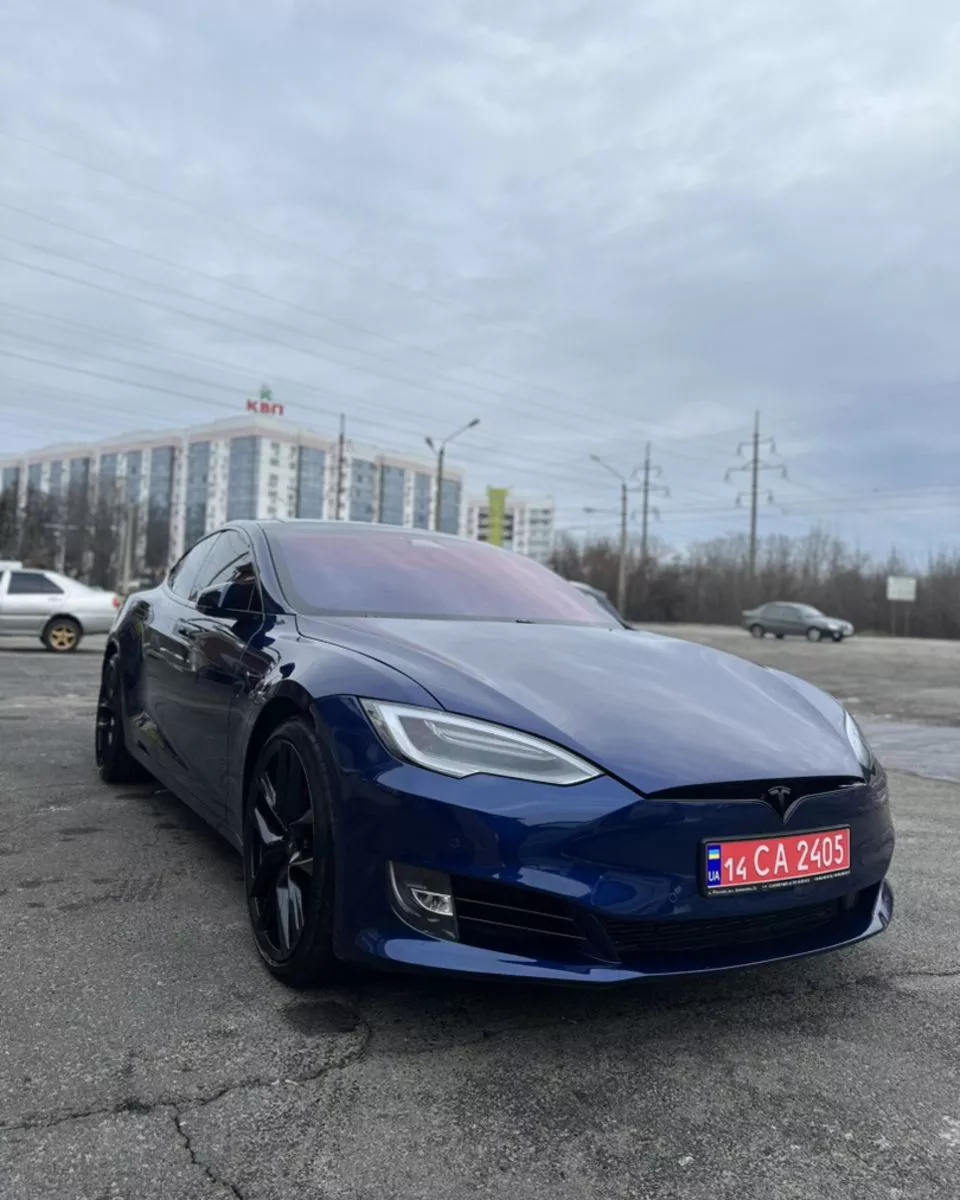 Tesla Model S  100 kWh 2018131