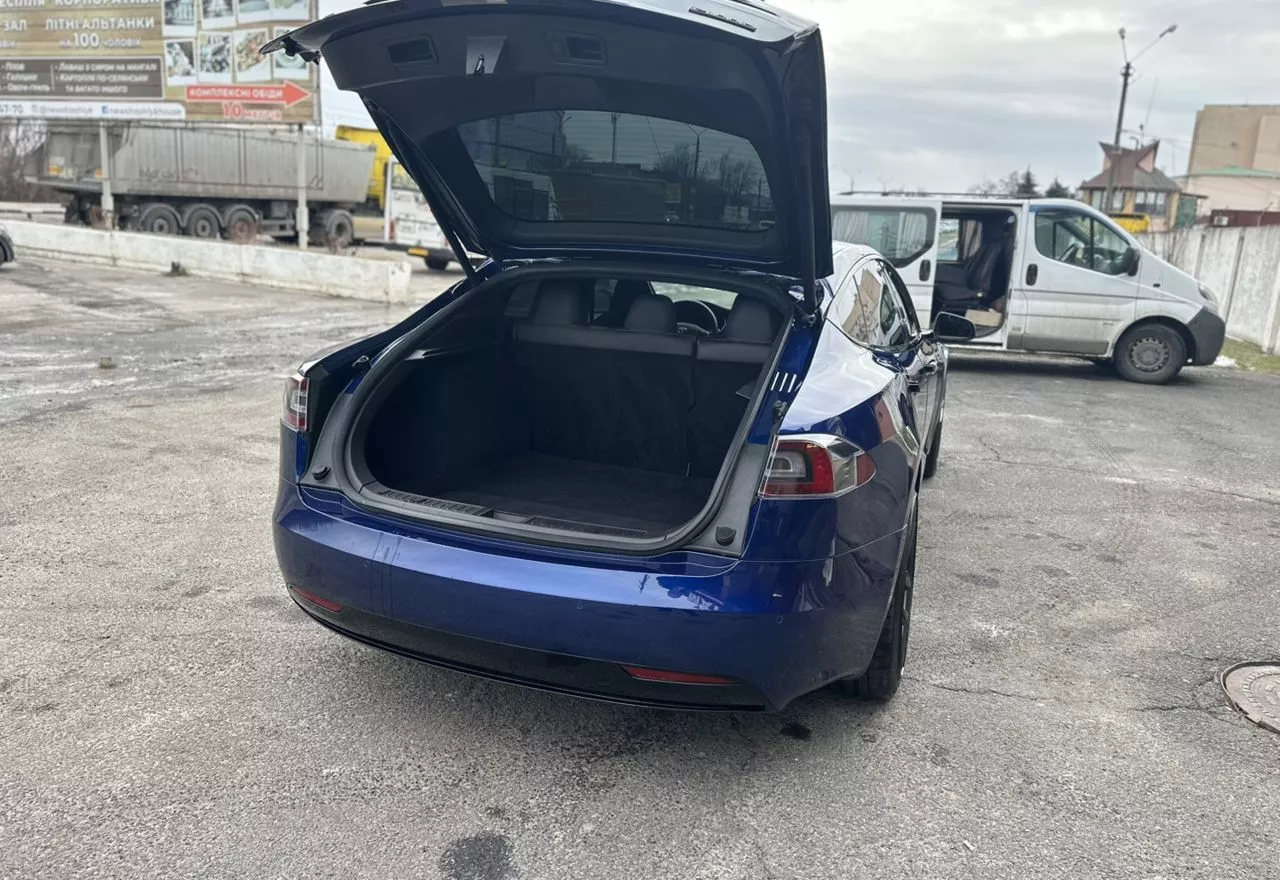 Tesla Model S  100 kWh 2018241