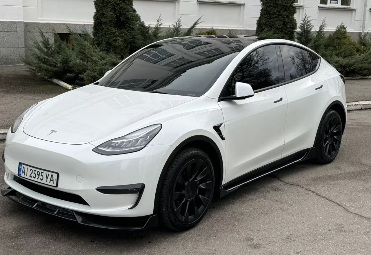 Tesla Model Y  82 kWh 202231