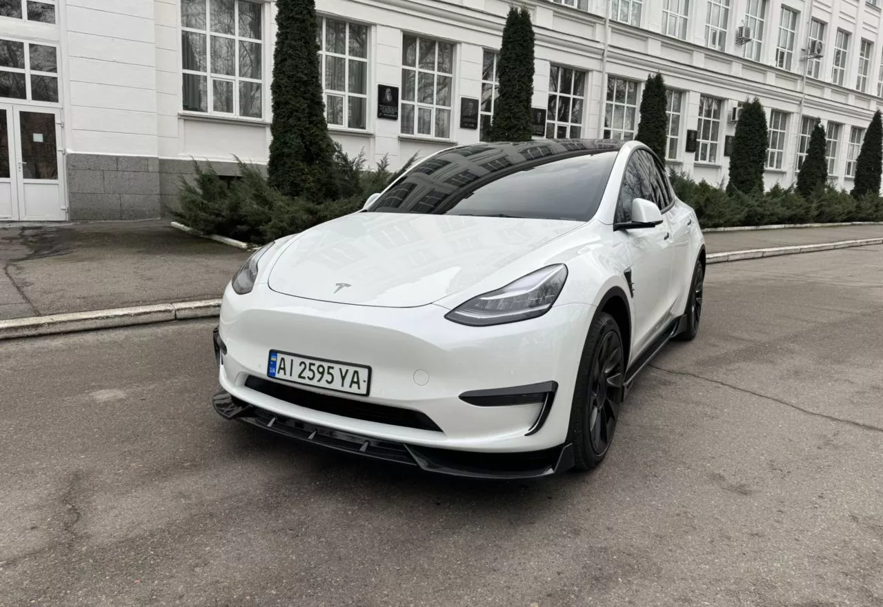 Tesla Model Y  82 kWh 202241