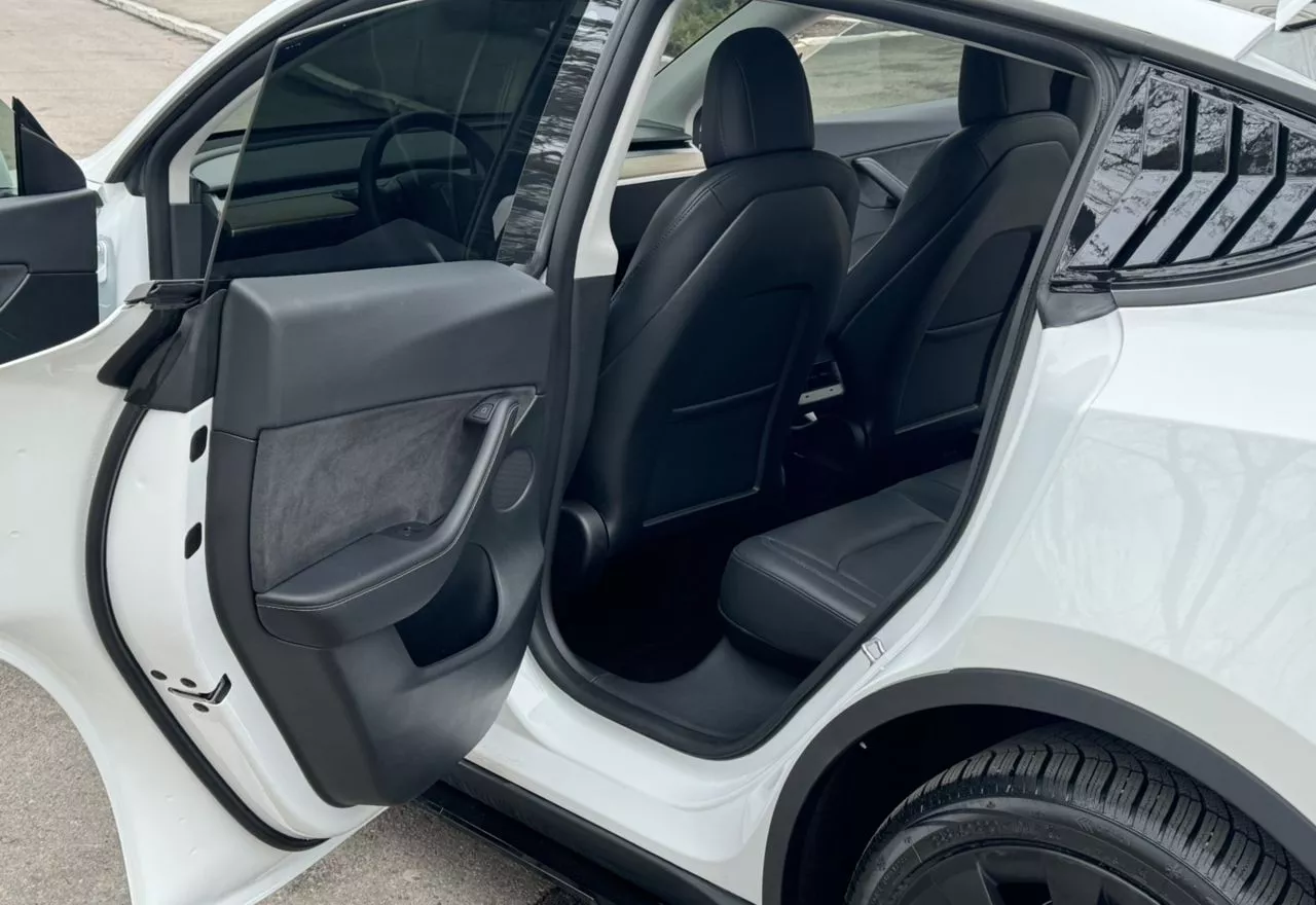 Tesla Model Y  82 kWh 2022171