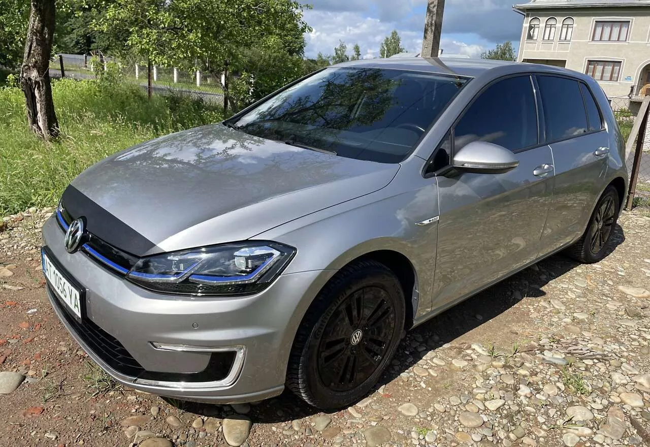 Volkswagen e-Golf  35.8 kWh 201731