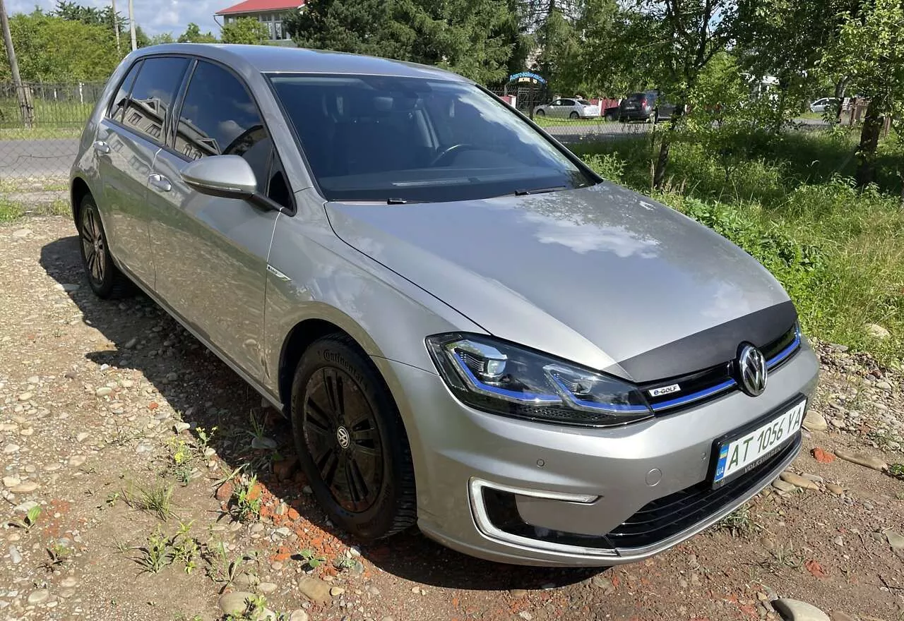 Volkswagen e-Golf  35.8 kWh 2017101