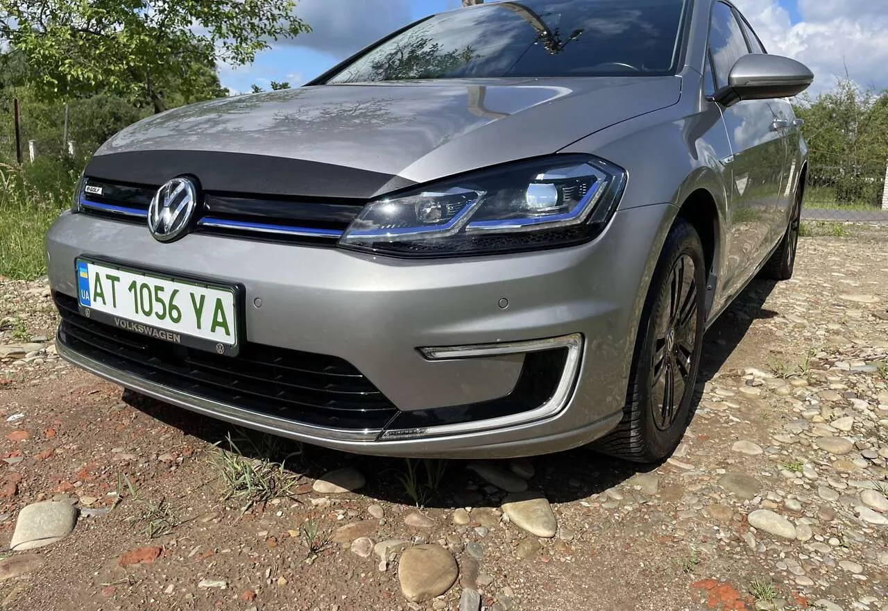 Volkswagen e-Golf  35.8 kWh 2017181