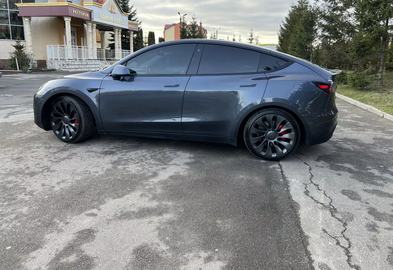 Tesla Model Y  202261