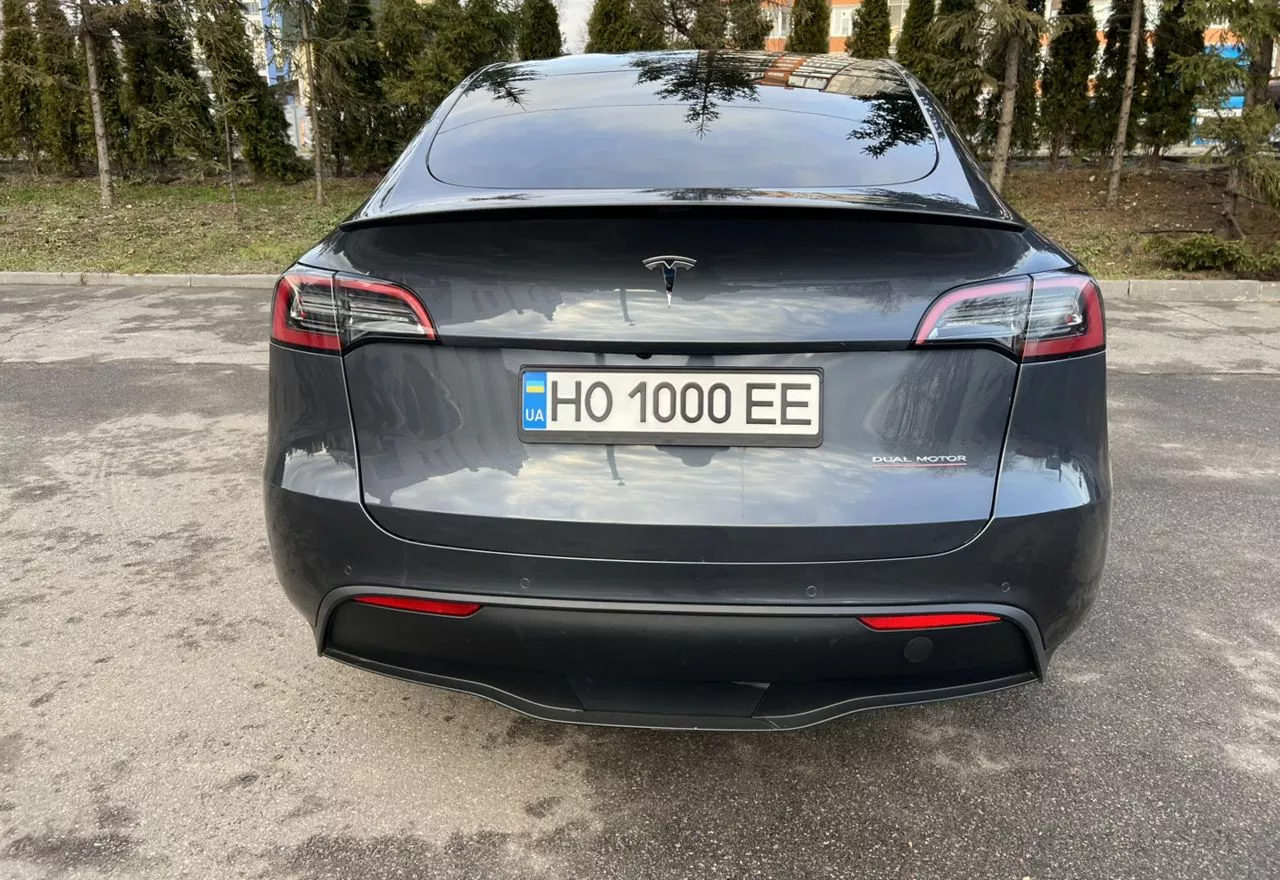 Tesla Model Y  2022281