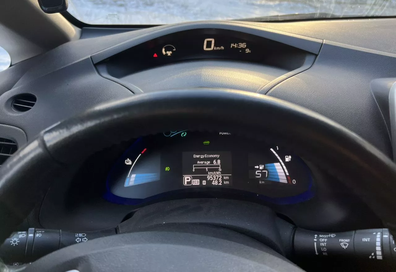 Nissan Leaf  24 kWh 2015101