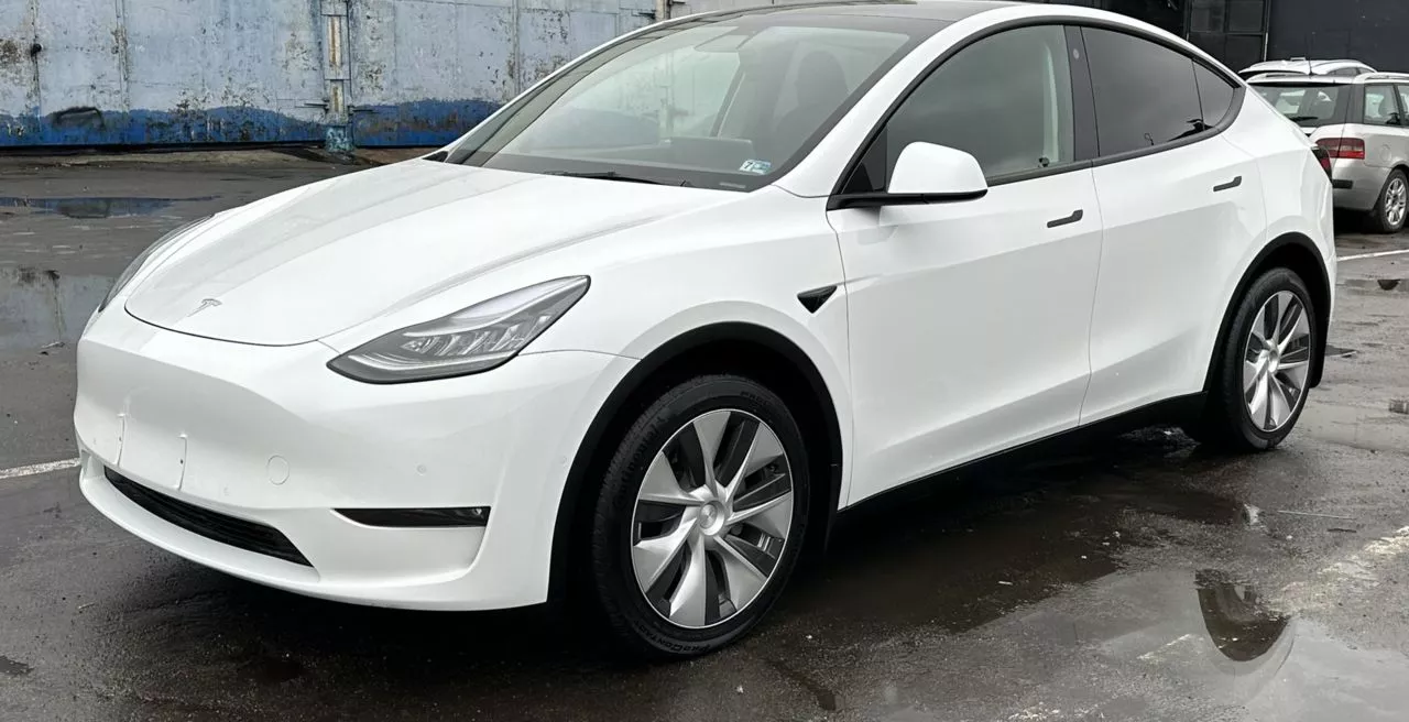 Tesla Model Y  80.5 kWh 202141