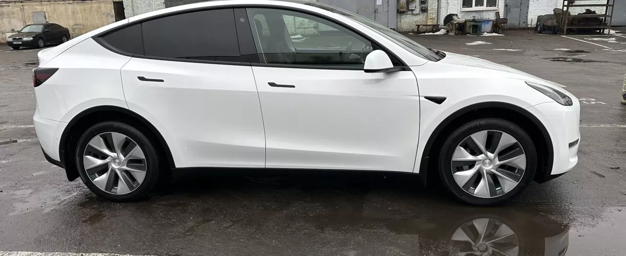 Tesla Model Y  80.5 kWh 202191