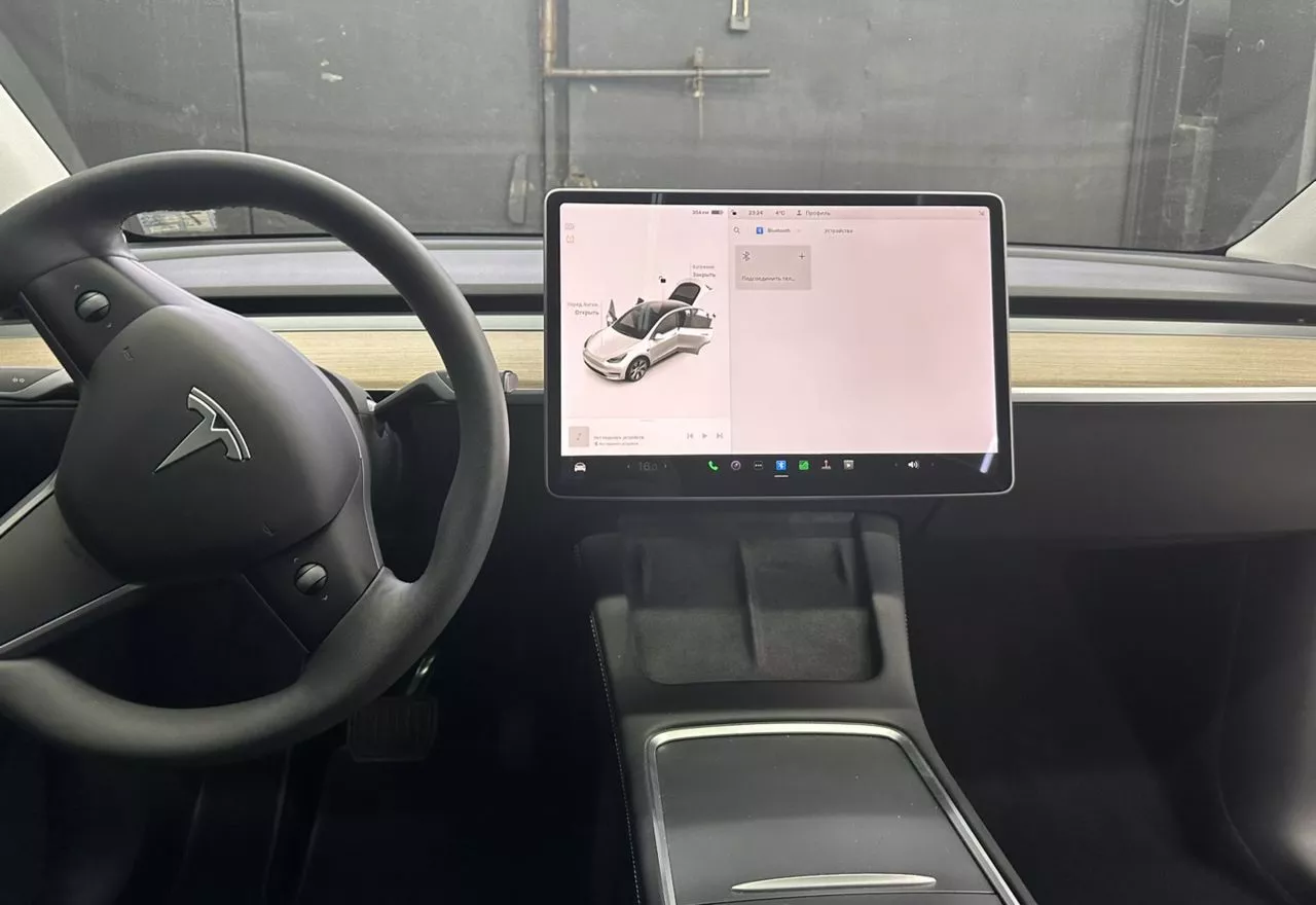 Tesla Model Y  80.5 kWh 2021221