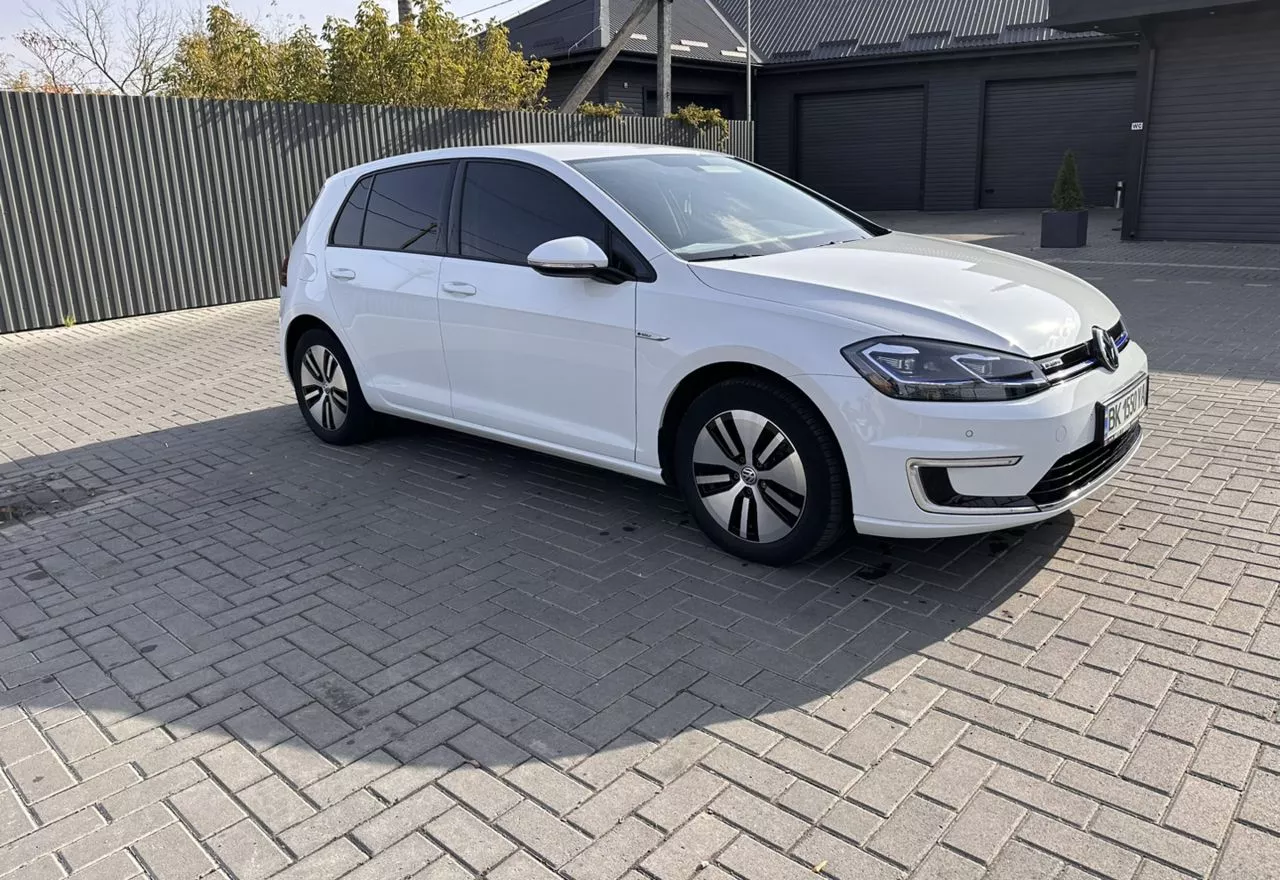 Volkswagen e-Golf  36 kWh 201781