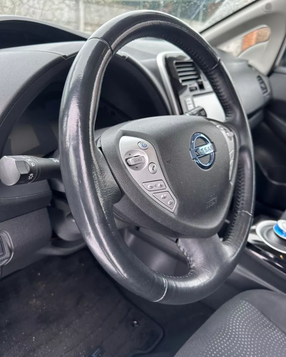 Nissan Leaf  24 kWh 2014211