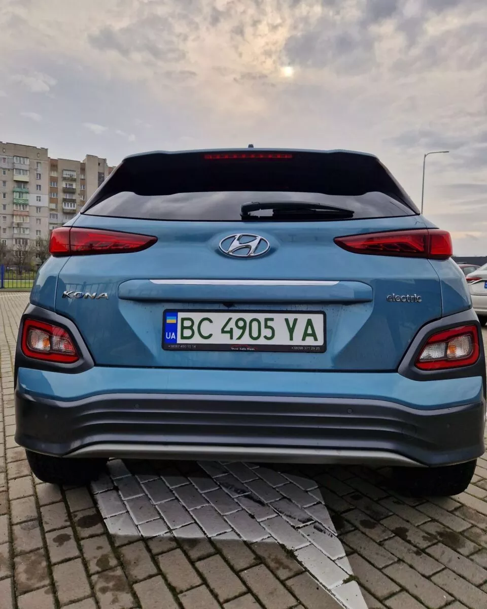 Hyundai Kona  64 kWh 2019121