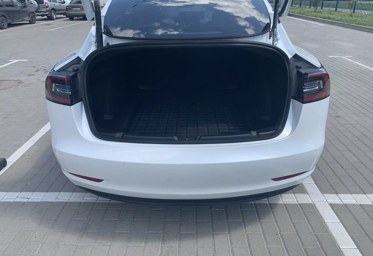 Tesla Model 3  80.5 kWh 202261