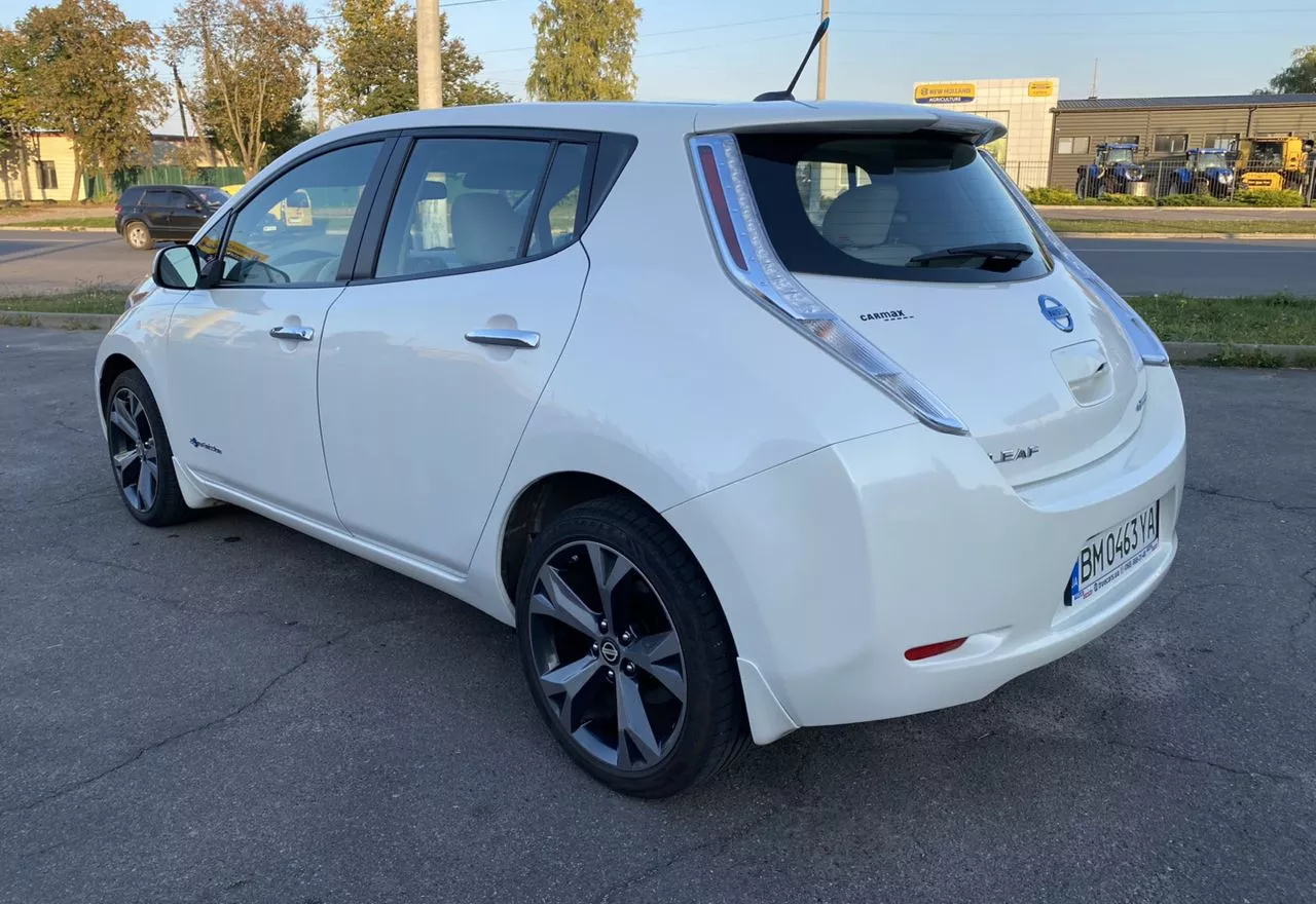 Nissan Leaf  24 kWh 201411