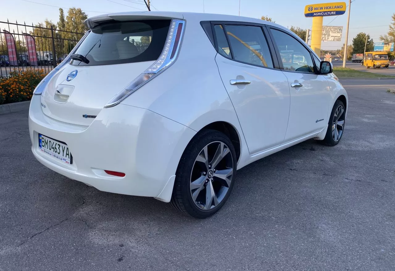 Nissan Leaf  24 kWh 201421