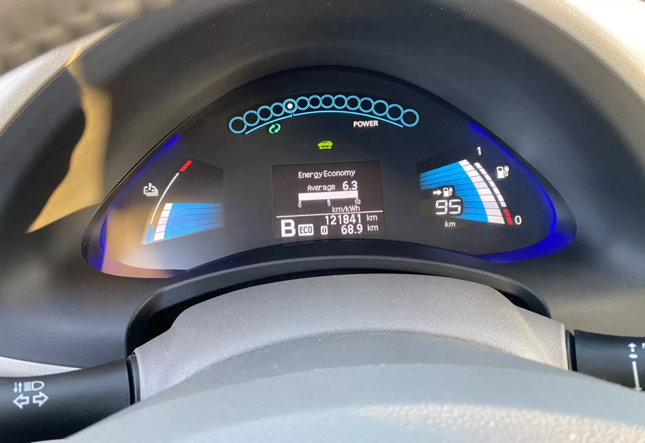 Nissan Leaf  24 kWh 2014111