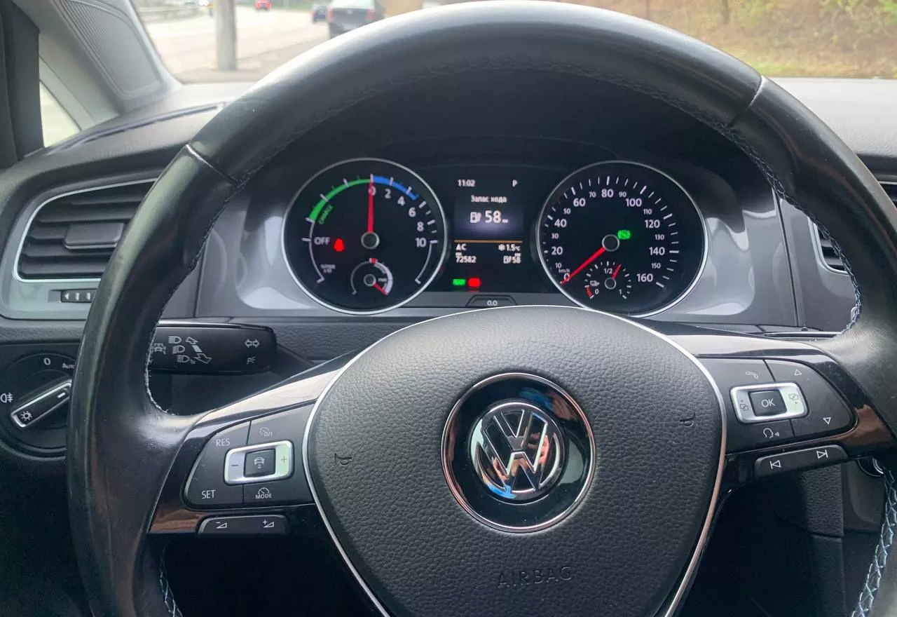 Volkswagen e-Golf  24 kWh 201471