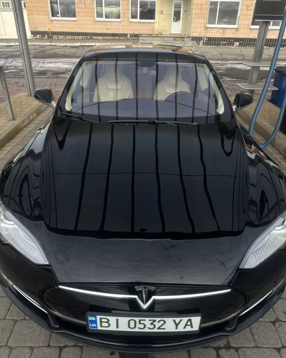 Tesla Model S  75 kWh 2013101