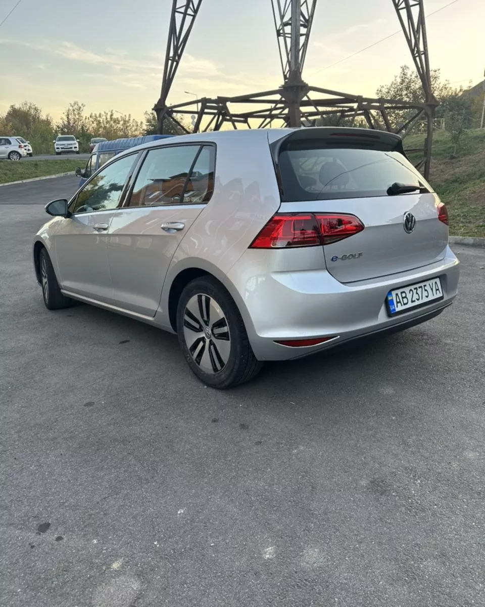 Volkswagen e-Golf  24 kWh 201631