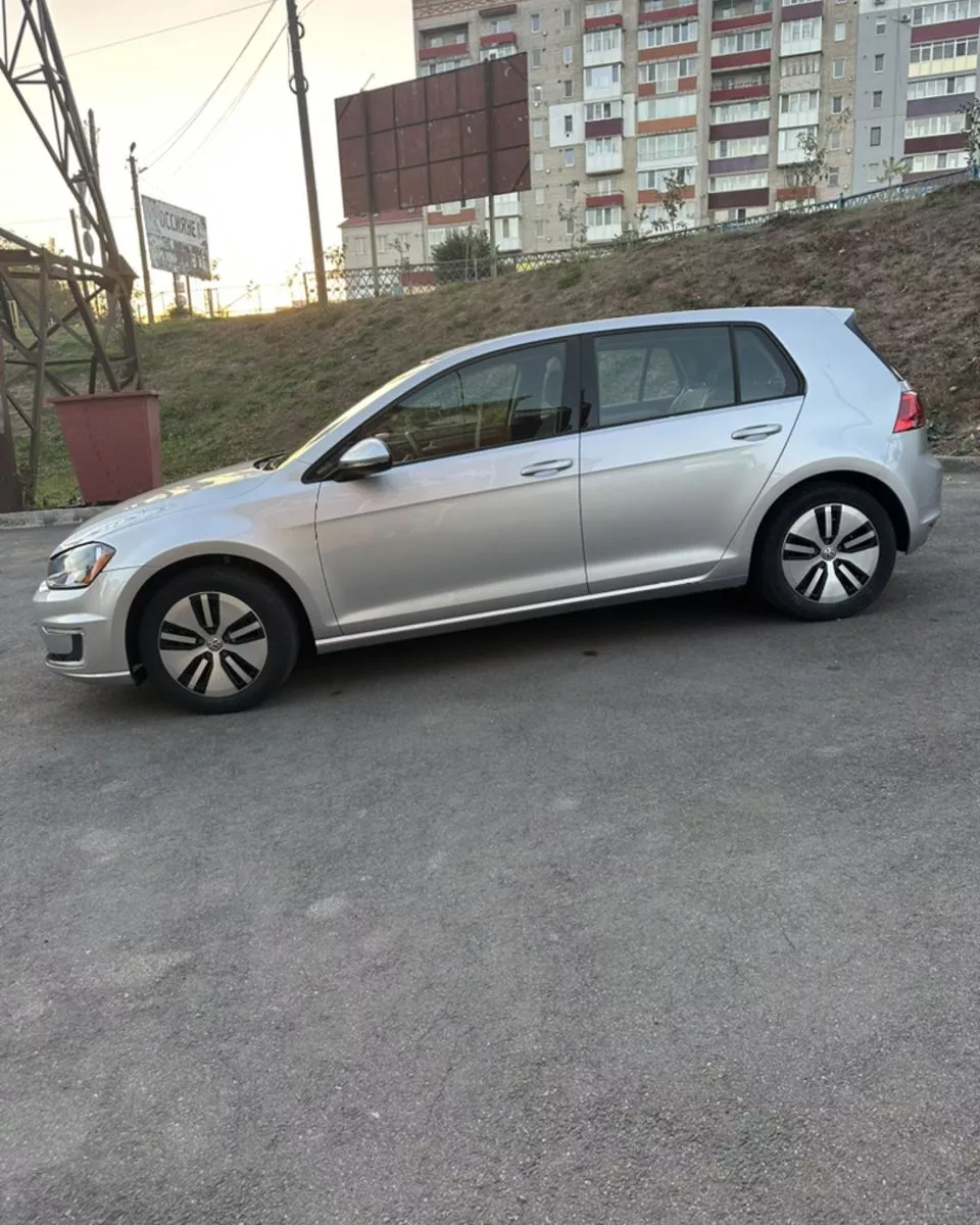 Volkswagen e-Golf  24 kWh 201641