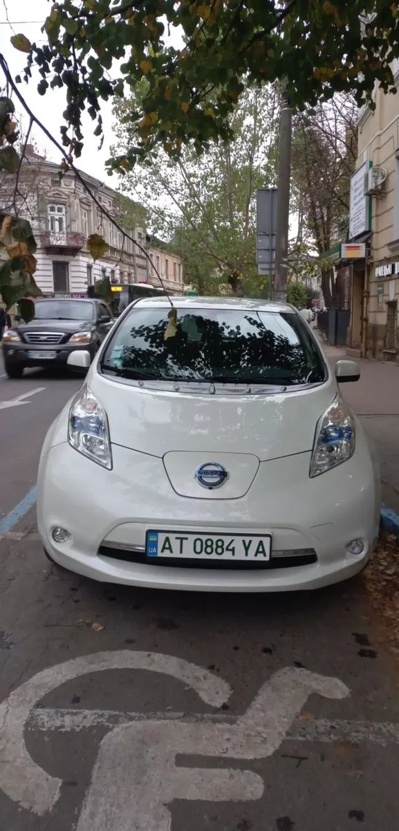 Nissan Leaf 