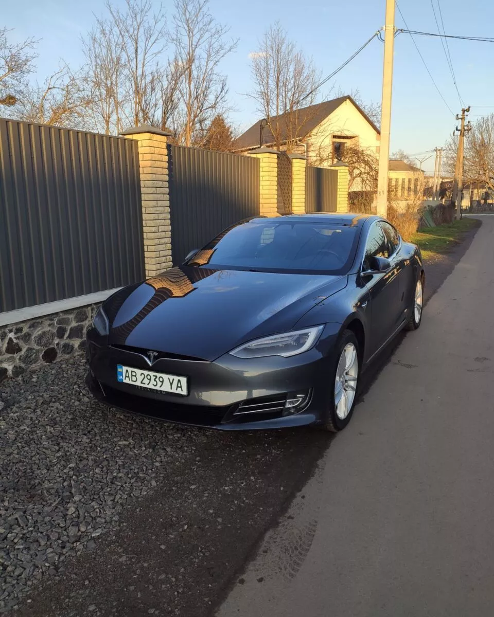 Tesla Model S  75 kWh 201601