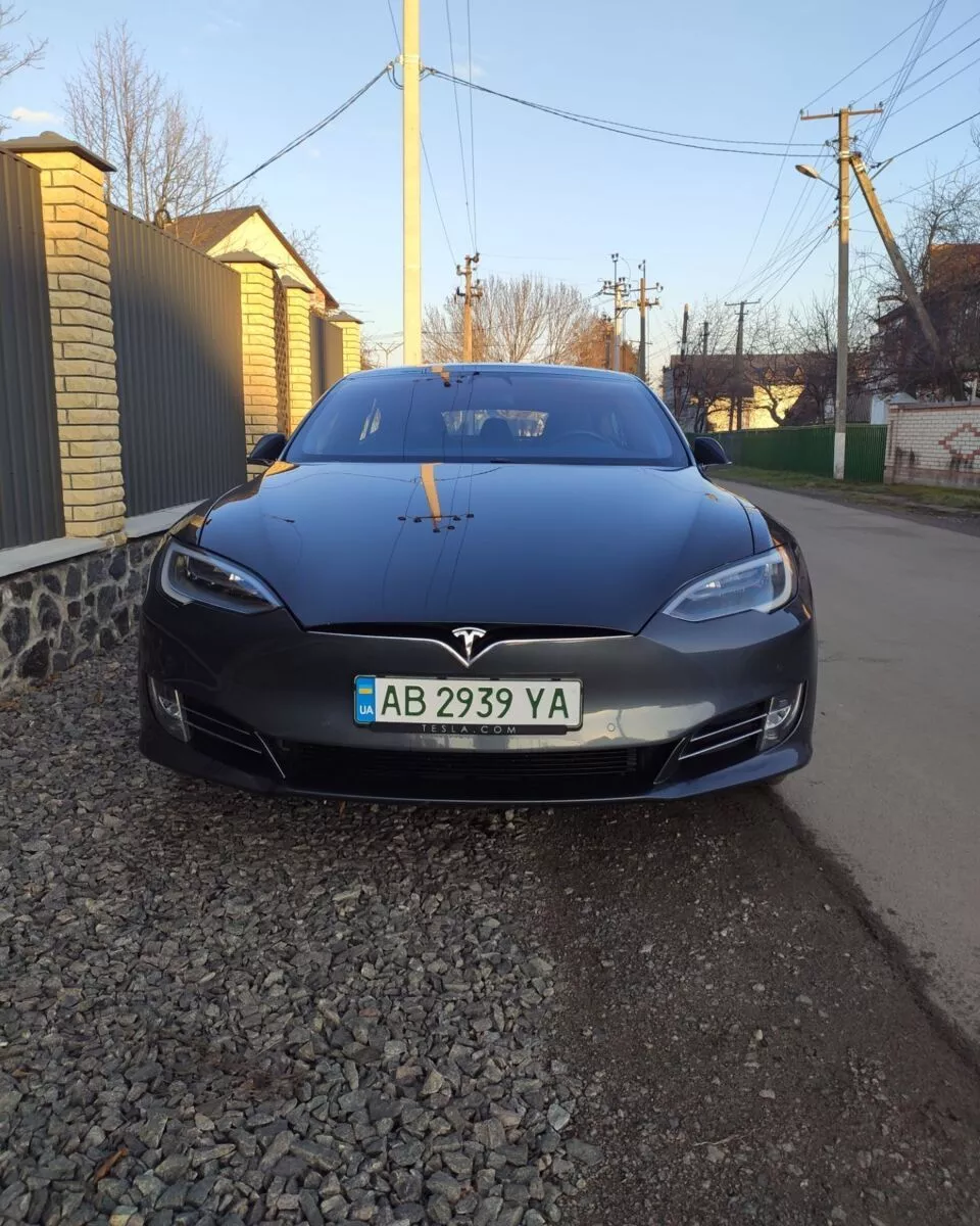 Tesla Model S  75 kWh 201641