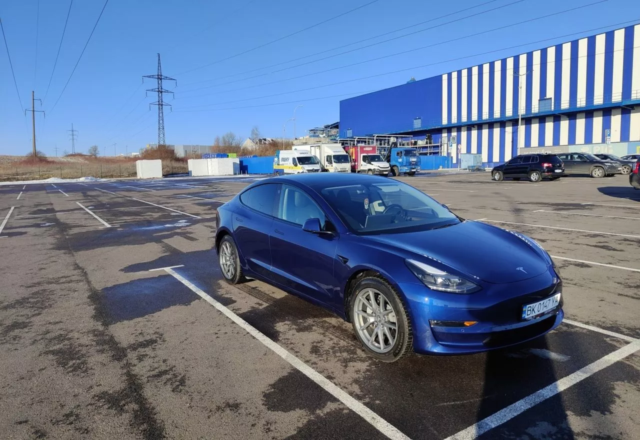 Tesla Model 3  80.5 kWh 202231