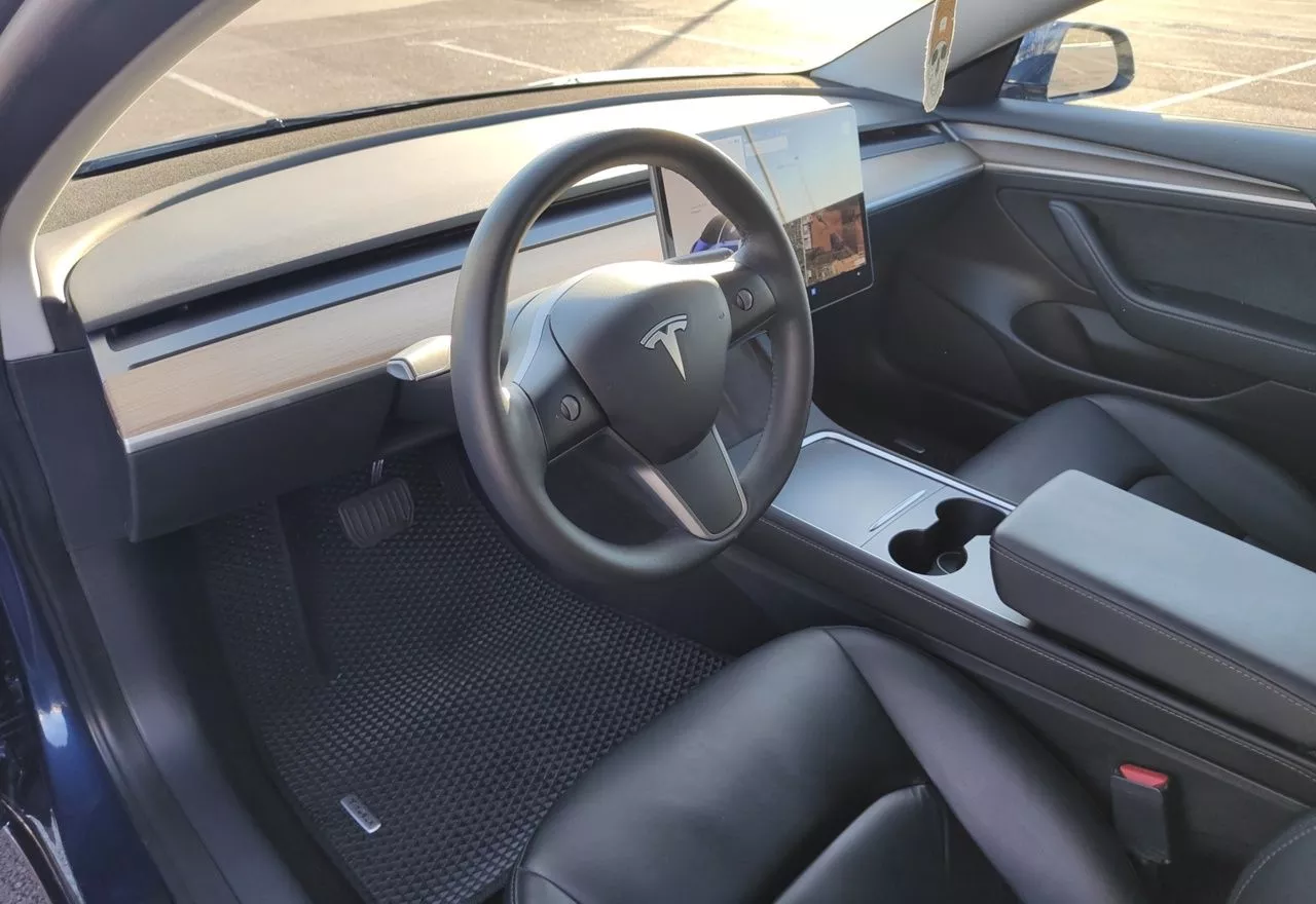 Tesla Model 3  80.5 kWh 2022131