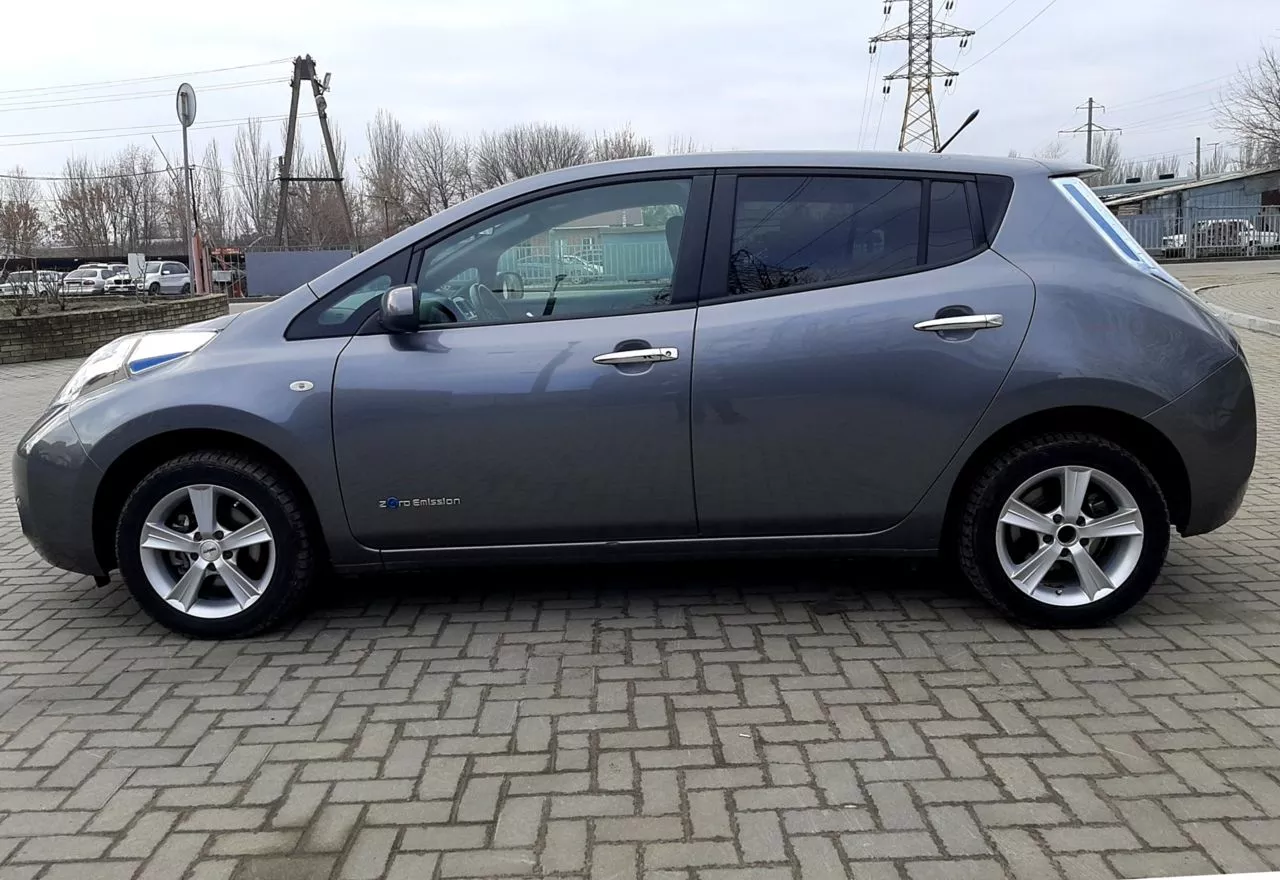 Nissan Leaf  24 kWh 2014131