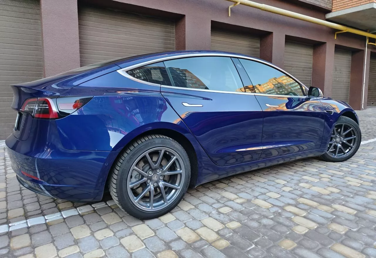 Tesla Model 3  75 kWh 2018111