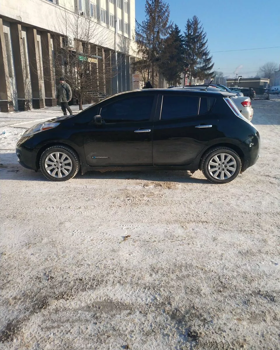 Nissan Leaf  24 kWh 201371