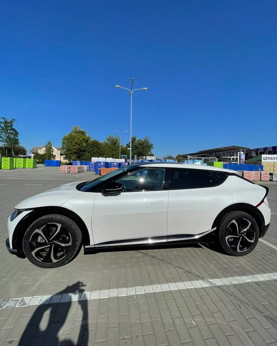 Kia EV6  77.4 kWh 202261