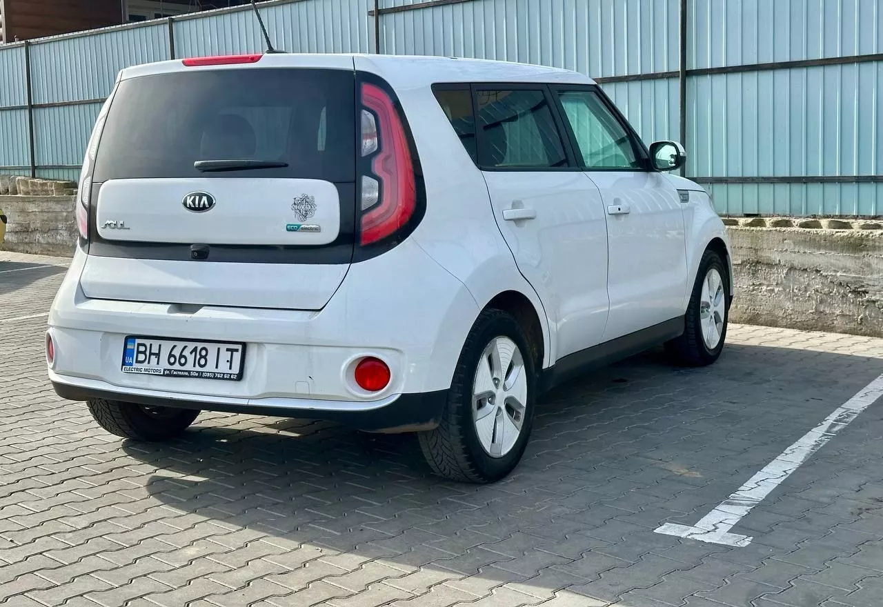 Kia Soul  42 kWh 201521