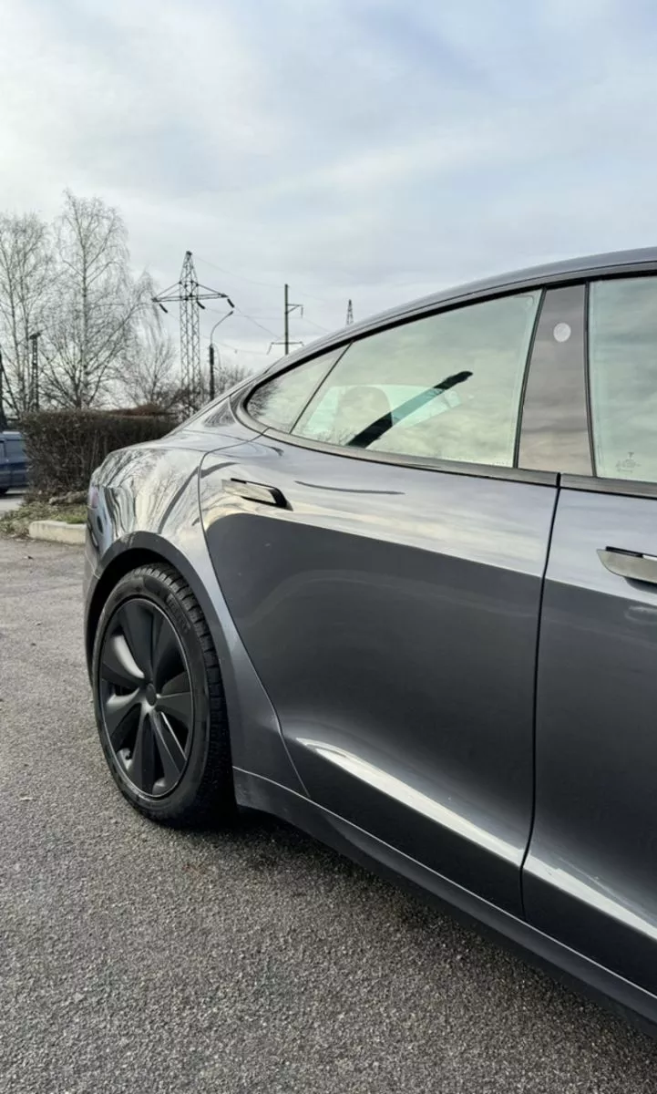 Tesla Model S  100 kWh 2021101