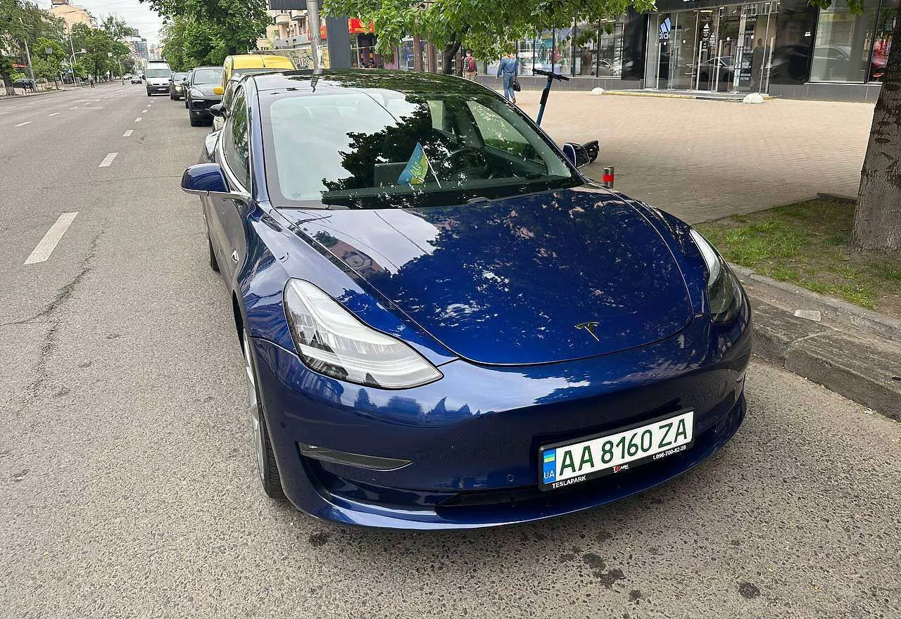 Tesla Model 3  201881