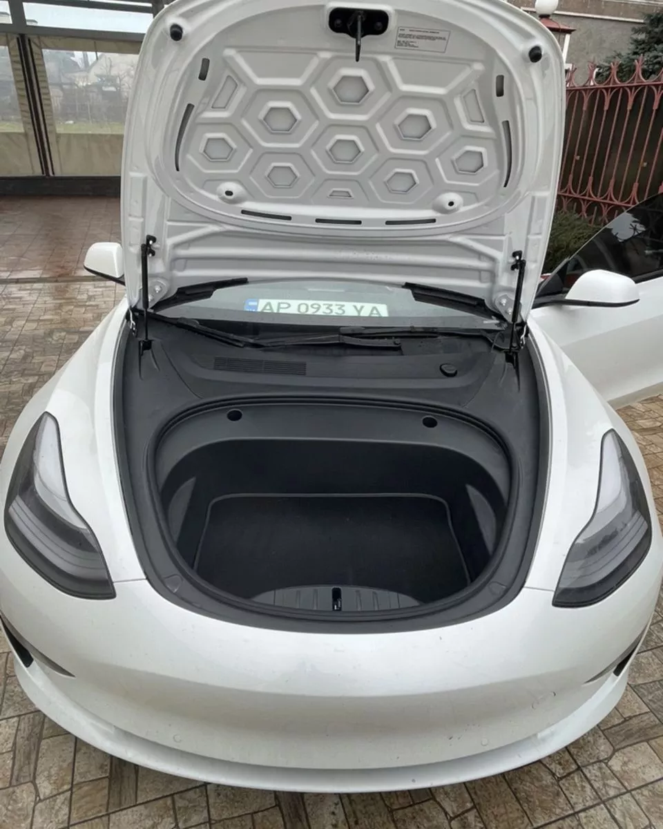 Tesla Model 3  80.5 kWh 202231