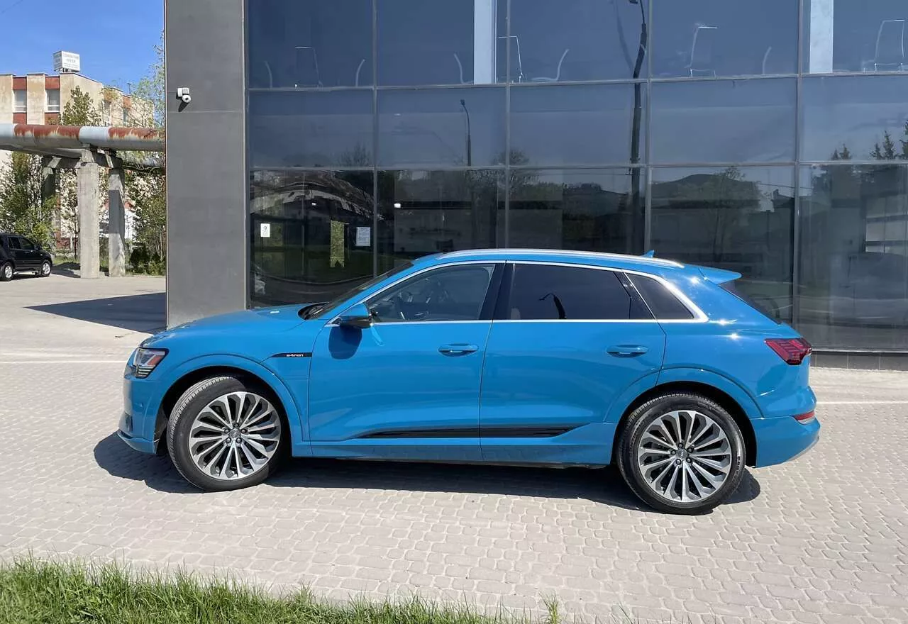 Audi E-tron  201941