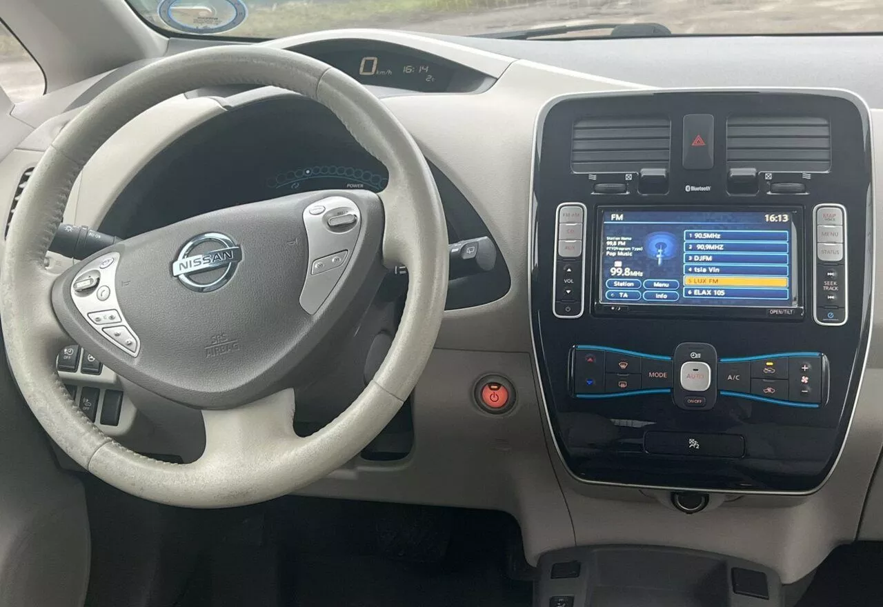 Nissan Leaf  24 kWh 2011171