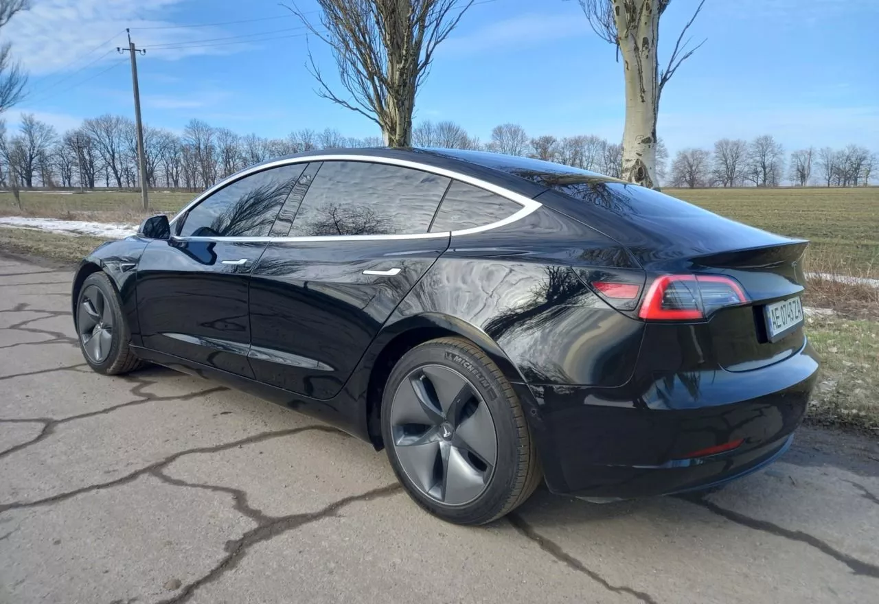 Tesla Model 3  75 kWh 201811