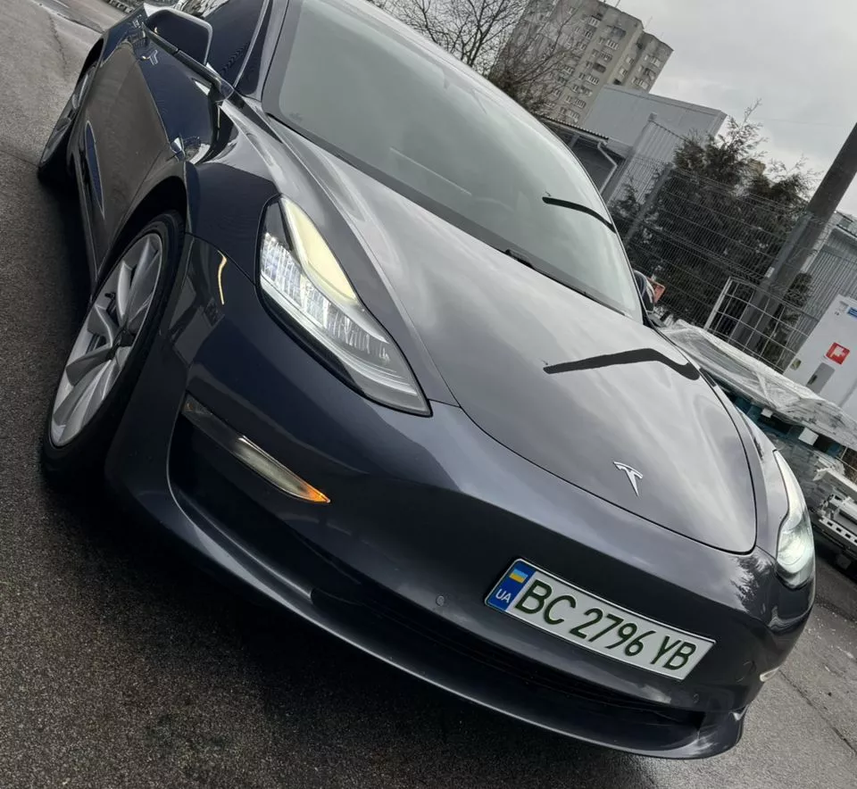 Tesla Model 3  75 kWh 201911