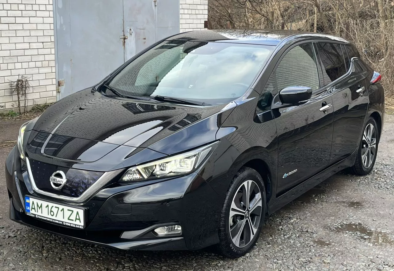 Nissan Leaf  2018161