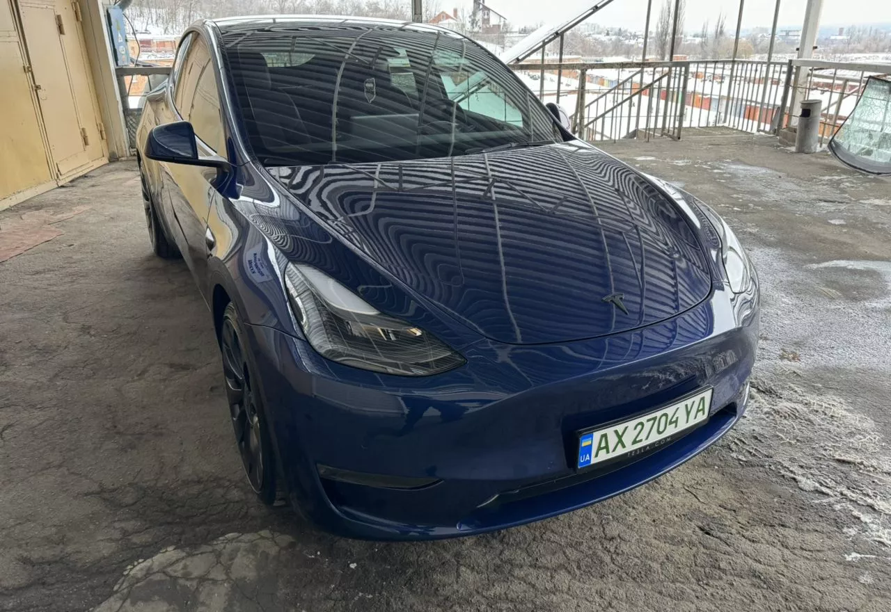 Tesla Model Y 