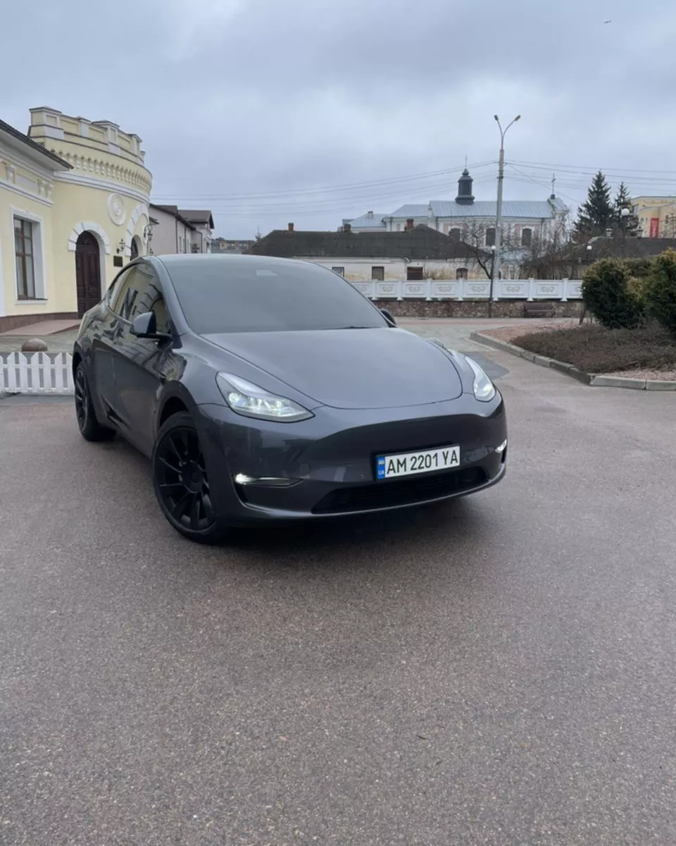 Tesla Model Y  82 kWh 2022171