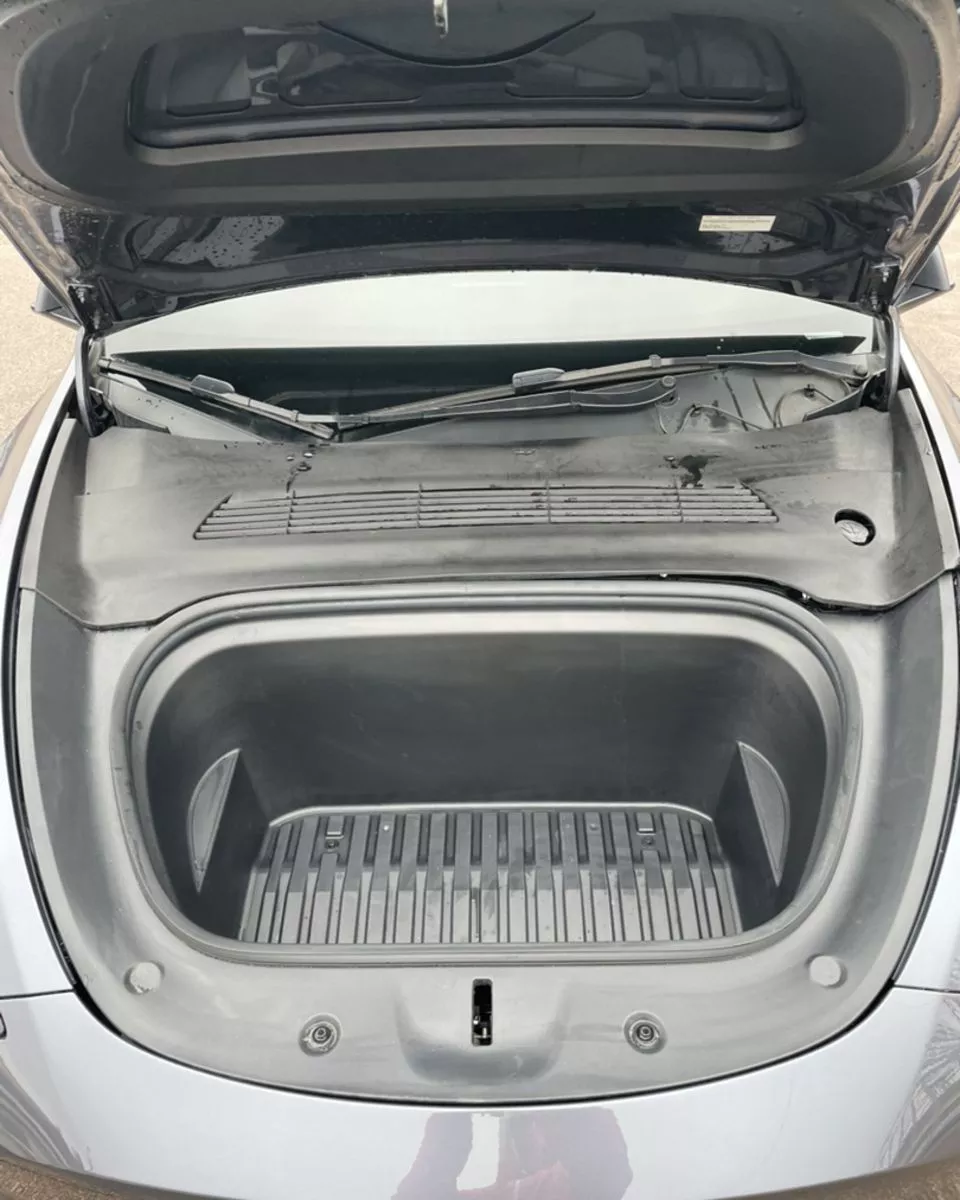 Tesla Model Y  82 kWh 2022181